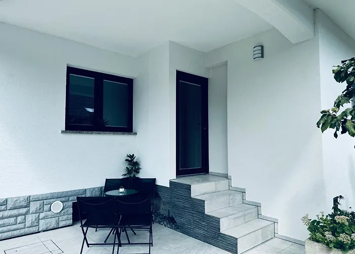 Rebecca\'S Apartment